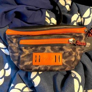 Coach shoulder bag/Fanny pack